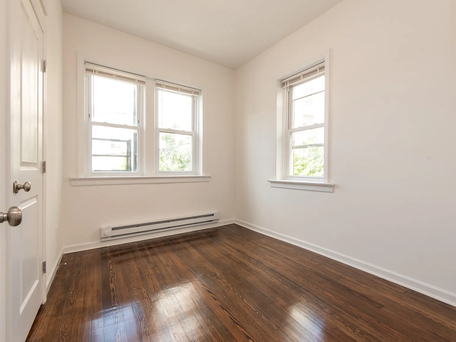 3 bed, 750 sqft, $2,800 — Photo 3