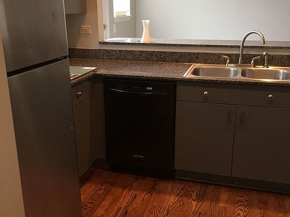 4th image of 6200 S Ingleside Ave APT 9C