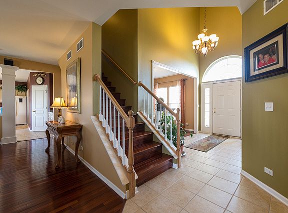3rd image of 25140 Gates Ln