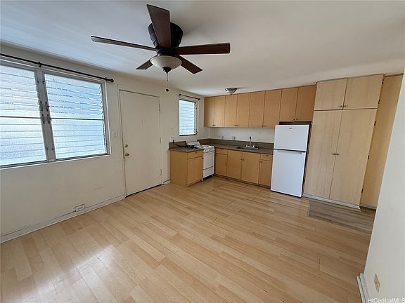 5th image of 809 Kinau St