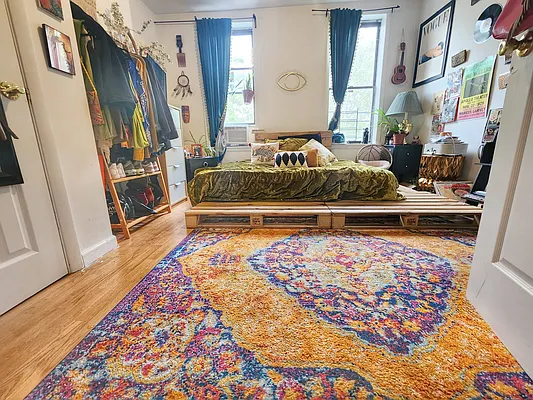 Rented by RELEASE NY | media 1