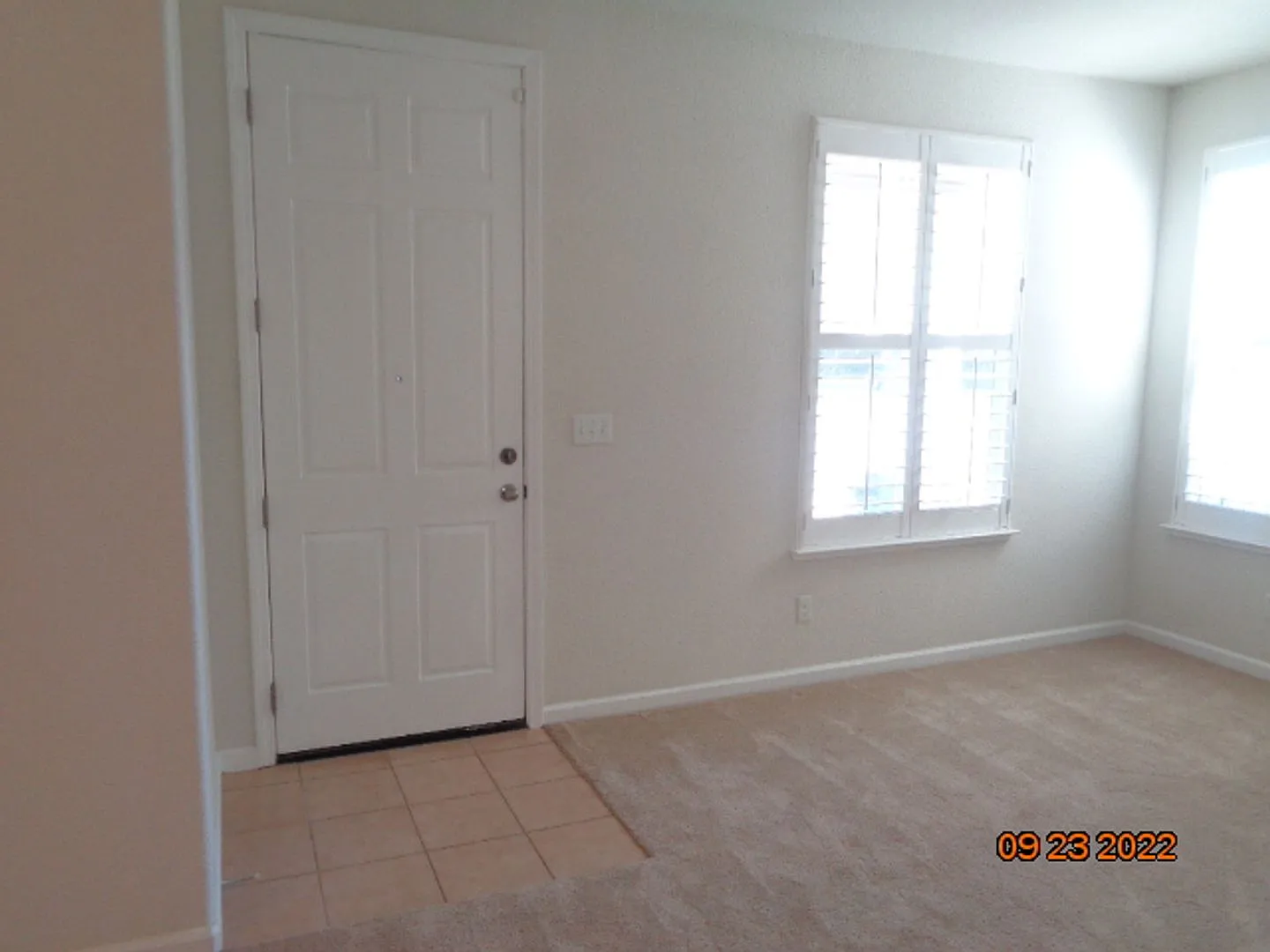 3 bedroom 2 1/2 bath home in desirable Valley Glen Subdivision, Dixon. — Photo 3