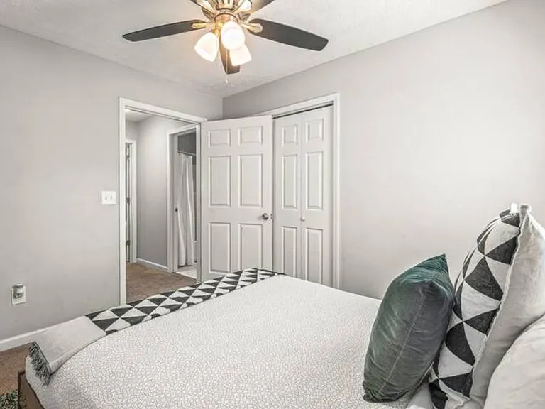 1296 Sells Ave SW #A — Photo 9