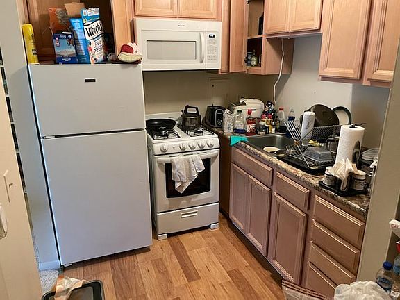 5th image of 1205 Island Dr APT 103