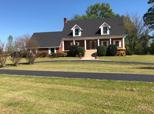 46 Country Ln, Holcomb, MS 38940