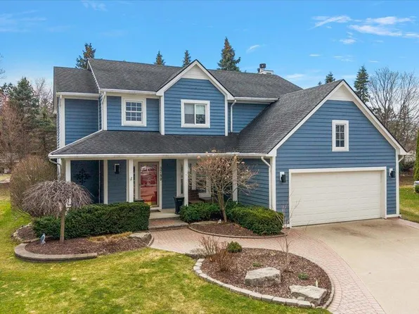 3780 Eaton Gate Ln, Auburn Hills, MI 48326