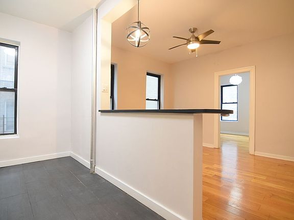 5th image of 619 W 135th St #90A