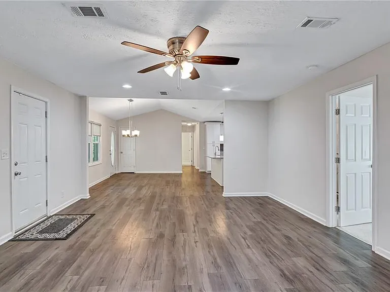 5772 Lilburn Stone Mountain Rd — Photo 5