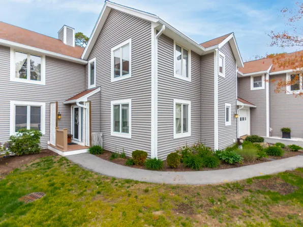 6 Aspen Road UNIT 6, Buzzards Bay, MA 02532