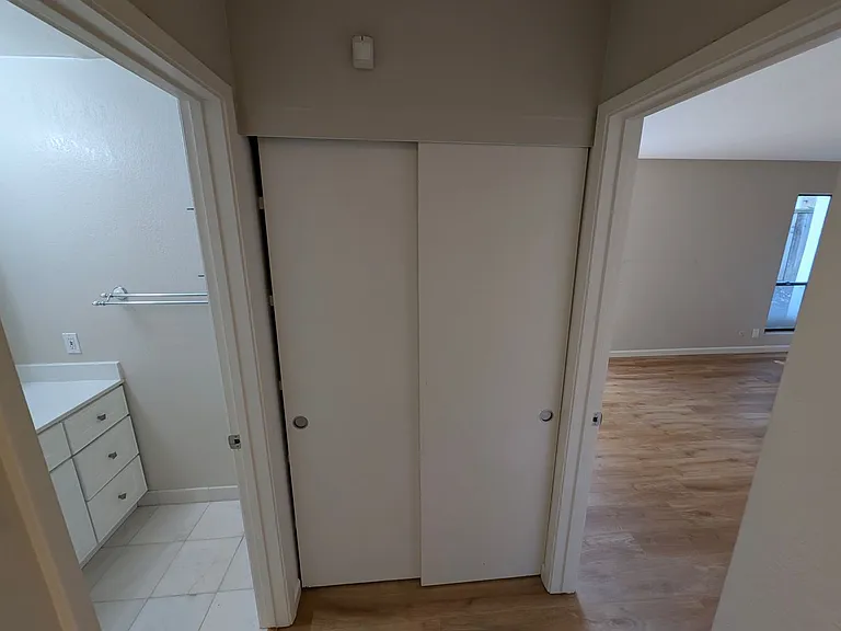 2650 Jones Rd #11 — Photo 8