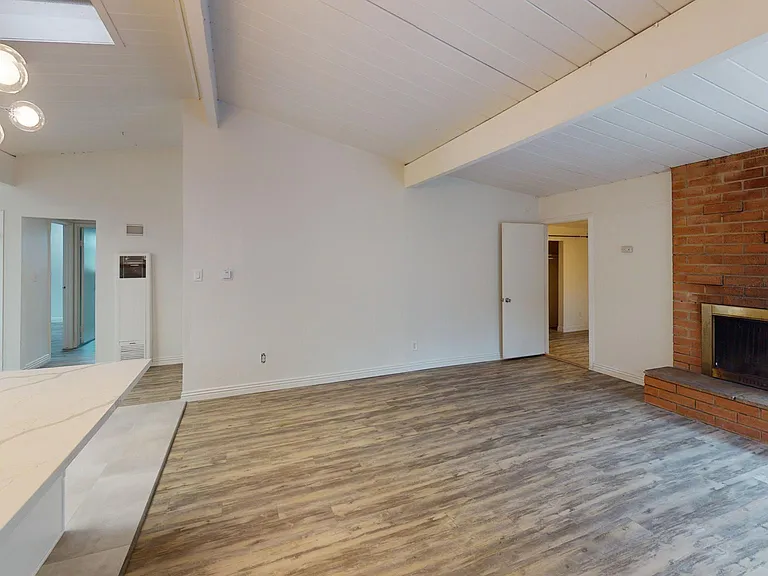 5484 Baja Dr — Photo 7