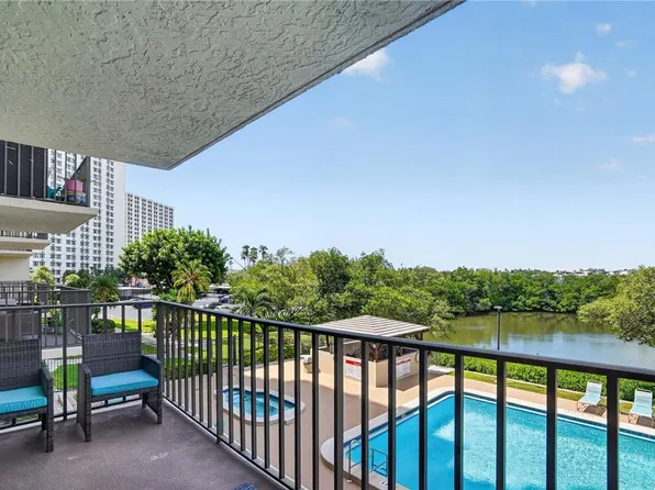 7050 SUNSET DRIVE S #211, SOUTH PASADENA, FL 33707