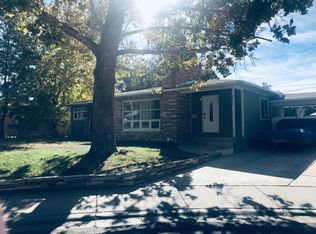 311 Taylor Dr, Farmington, NM 87401