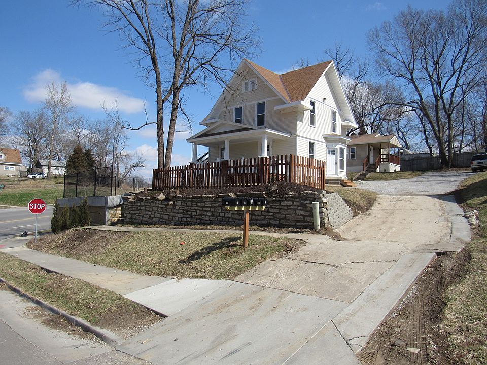 1st image of 705 S Overton Ave #11302023