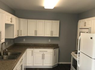 719 10th St NE #1, Minot, ND 58703