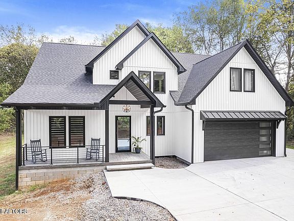 4th image of 2188 Lakeview Rd