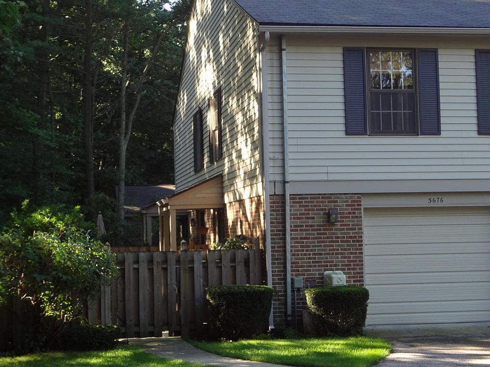 1st image of 3676 Brentwood St