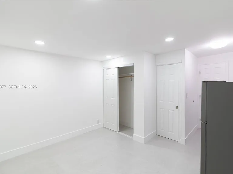5803 Buchanan St — Photo 4