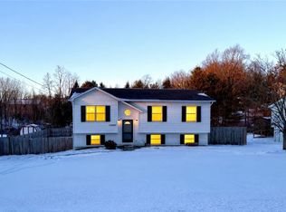 110 W McQuistion Rd, Butler, PA 16001