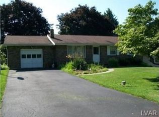 5682 Schantz Rd, Emmaus, PA 18049