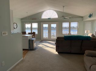 121 Grant St, Sneads Ferry, NC 28460
