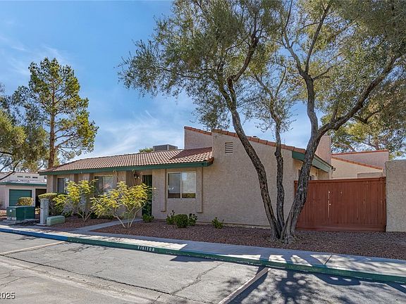 2nd image of 780 Heritage Vista Ave