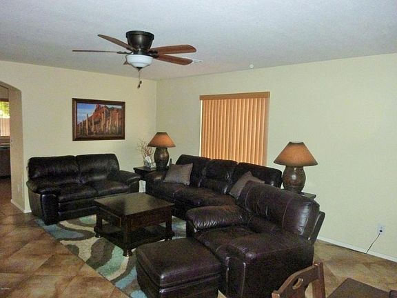 3rd image of 10913 E Catalina Ave