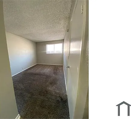 1336 E 60th St S #6H — Photo 17