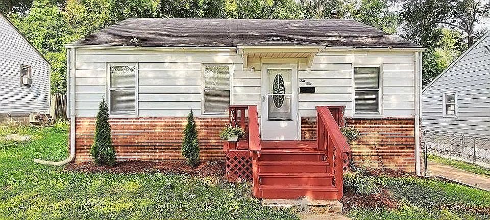 1st image of 410 Averill Ave
