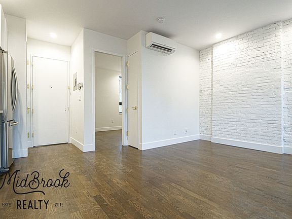 4th image of 619 Park Pl APT 2B
