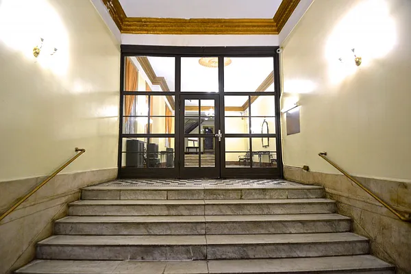 Rented by Bohemia Realty Group | media 17