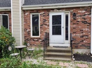 47 Broadway S #2, Westbrook, CT 06498