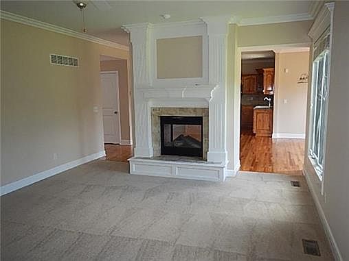 3rd image of 1524 Northpoint Dr
