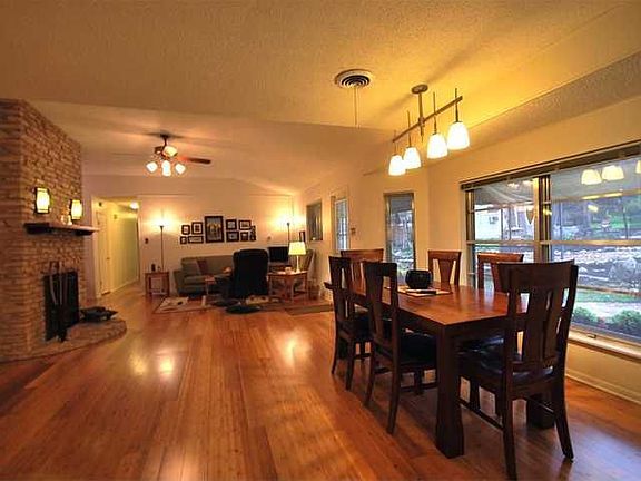 4th image of 5700 Parkwood Dr