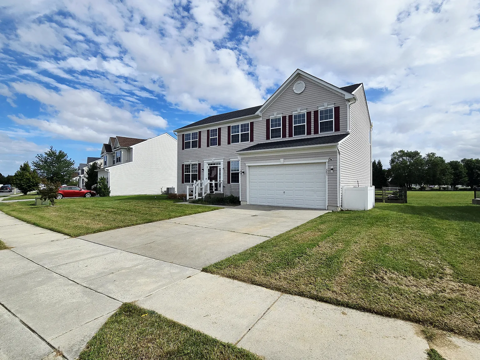 4 bed, 2912 sqft, $3,000 — Photo 3