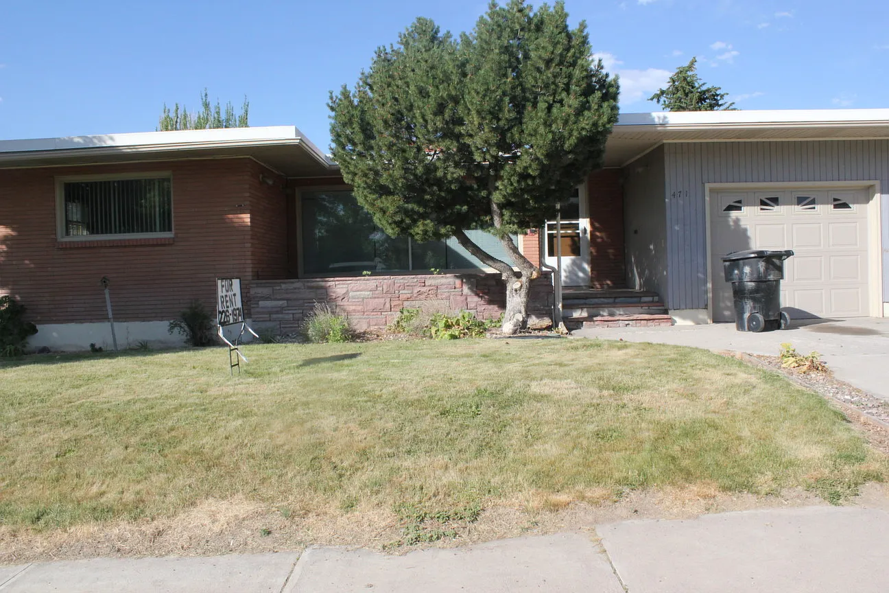 East Park St. - 471 East Park St. — Photo 1