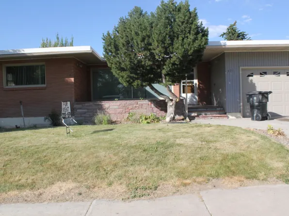 471 E Park St, American Falls, ID 83211