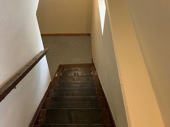 2nd image of 17315 Throckley Ave