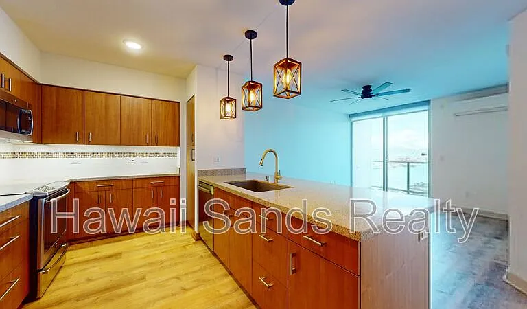 555 South St #2709 — Photo 4