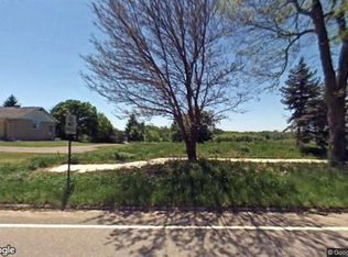 2877 Sleeth Rd, Commerce Township, MI 48382