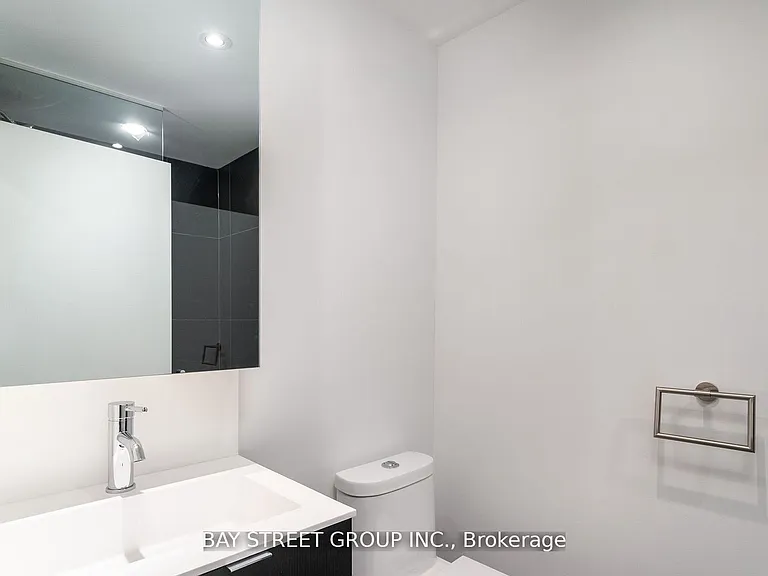 20 Edward St #509 — Photo 6