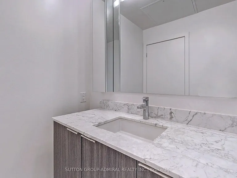 955 Bay St #3306 — Photo 21
