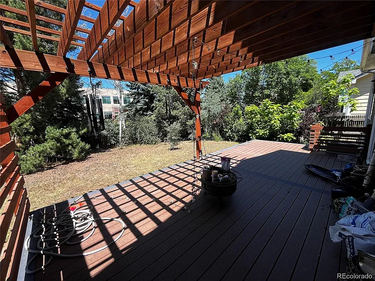 1029 Delta Dr — Photo 20