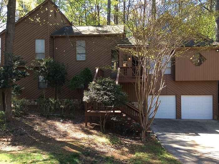1st image of 4944 Tremont Dr NE