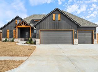 3308 Sagebrush Pl, Yukon, OK 73099