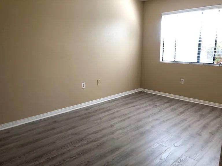 17200 Newhope St #224 — Photo 8