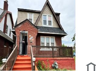 15361 Wisconsin St, Detroit, MI 48238