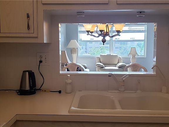 5th image of 3405 NW 48th Ave APT 607