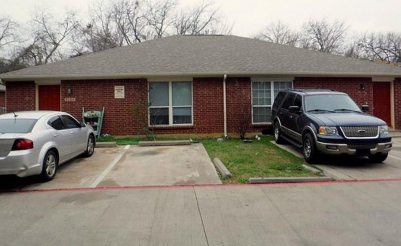 1st image of 906 Naomi Ln