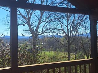 716 Lakeview Cir, Morganton, GA 30560
